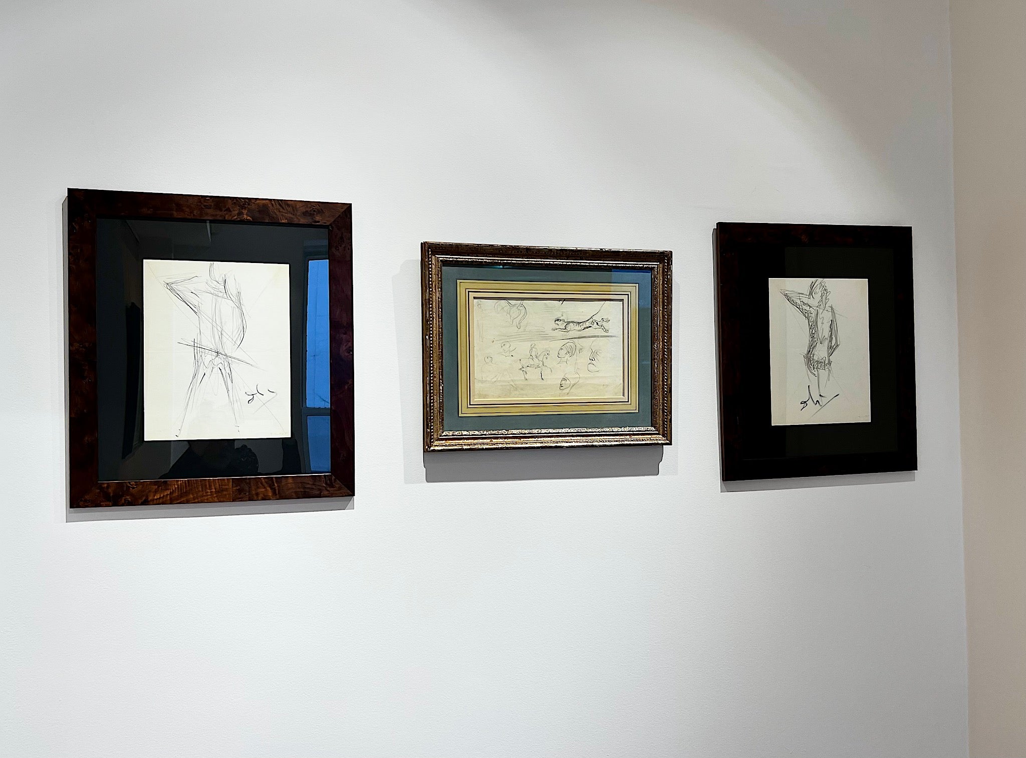 Salvador Dali, Violoncellist Front Side, Pencil on Paper, Circa 1967 - Vanità Gallery